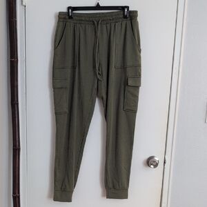 NWOT Olive Green Women's Cargo Jogger Pants L